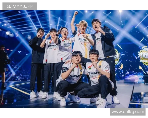 WE战队逆袭EDG展现强大实力引发电竞热潮